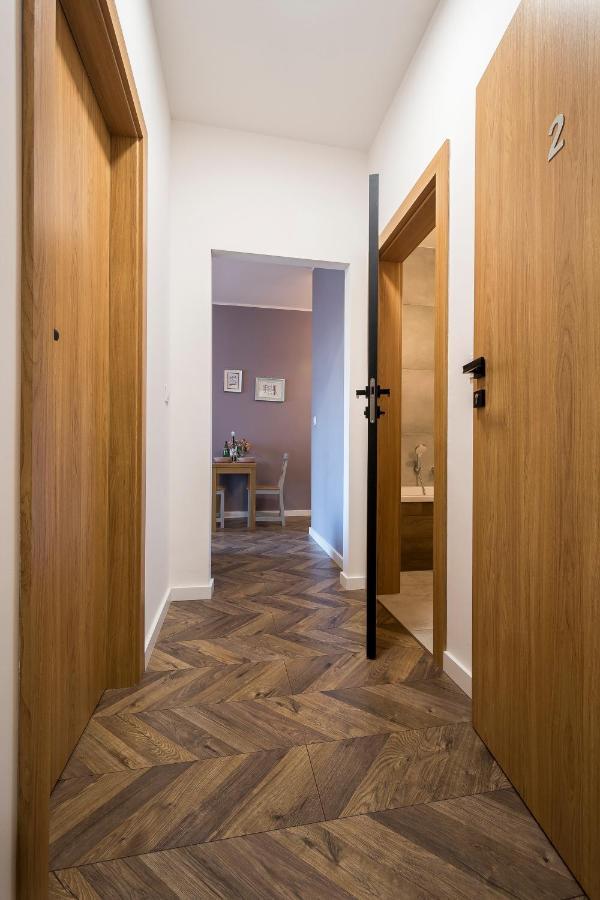 Apartament Z Ogrodkiem I Garazem Poznan Exterior photo